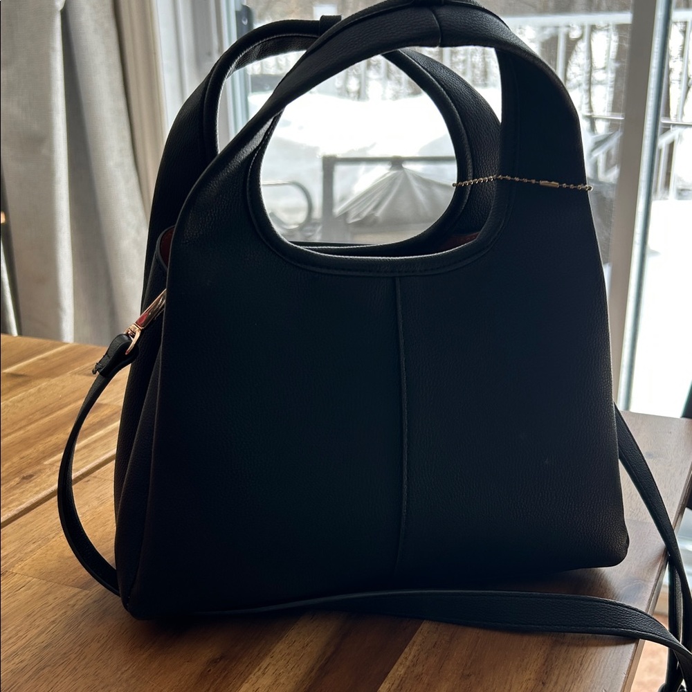 Elegant Black Handbag